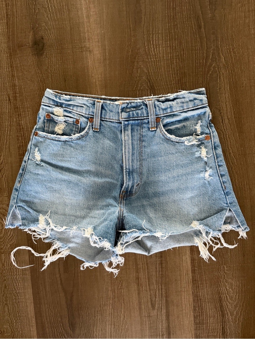 Abercrombie & Fitch High Rise Mom Shorts